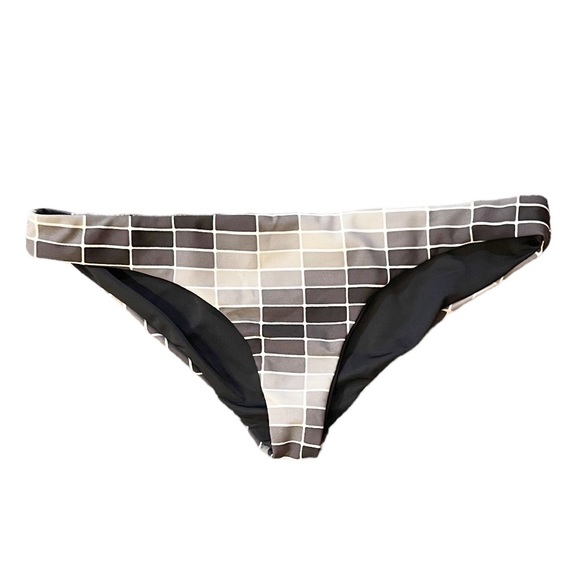 Rachel Pally Zanzibar Skimpy CEMENT GRADIENT Reversible to Solid Black Black - Picture 5 of 9